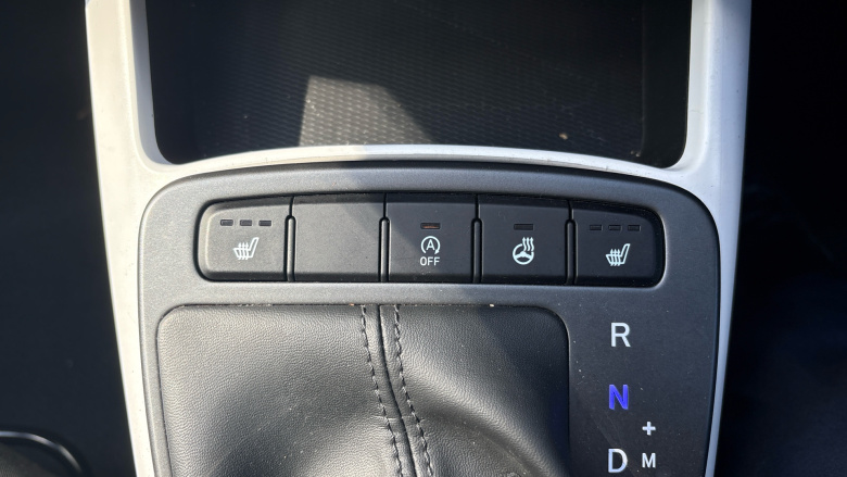 Hyundai i10 1.2 MPi Premium 5dr Auto Petrol Hatchback